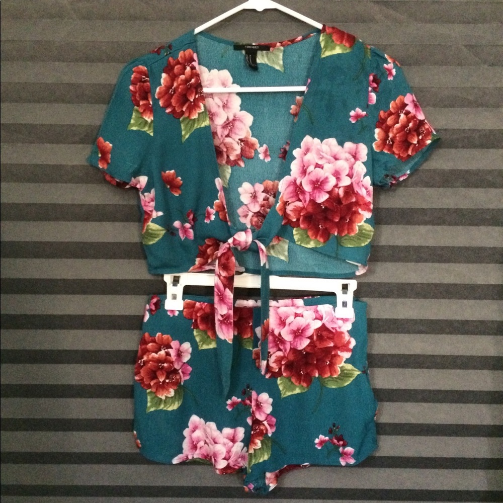 Floral Matching Set